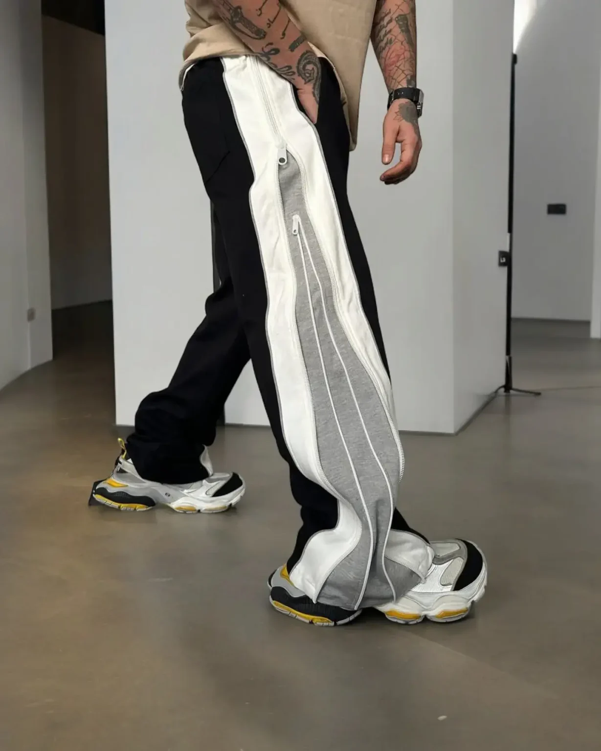 Zipped Sweatpants In Straight Fit